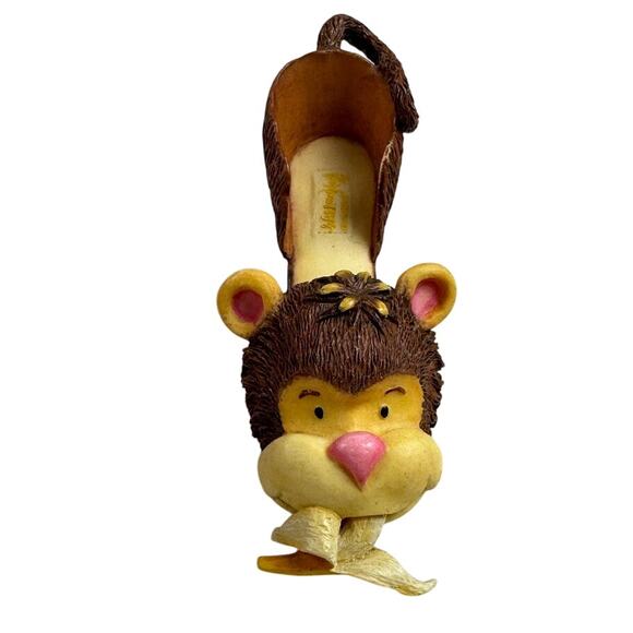 Willow Hall Shoo Shoo Figurine, Design No. 21, “Ooo Ooo” Monkey with Banana - Picture 2 of 9